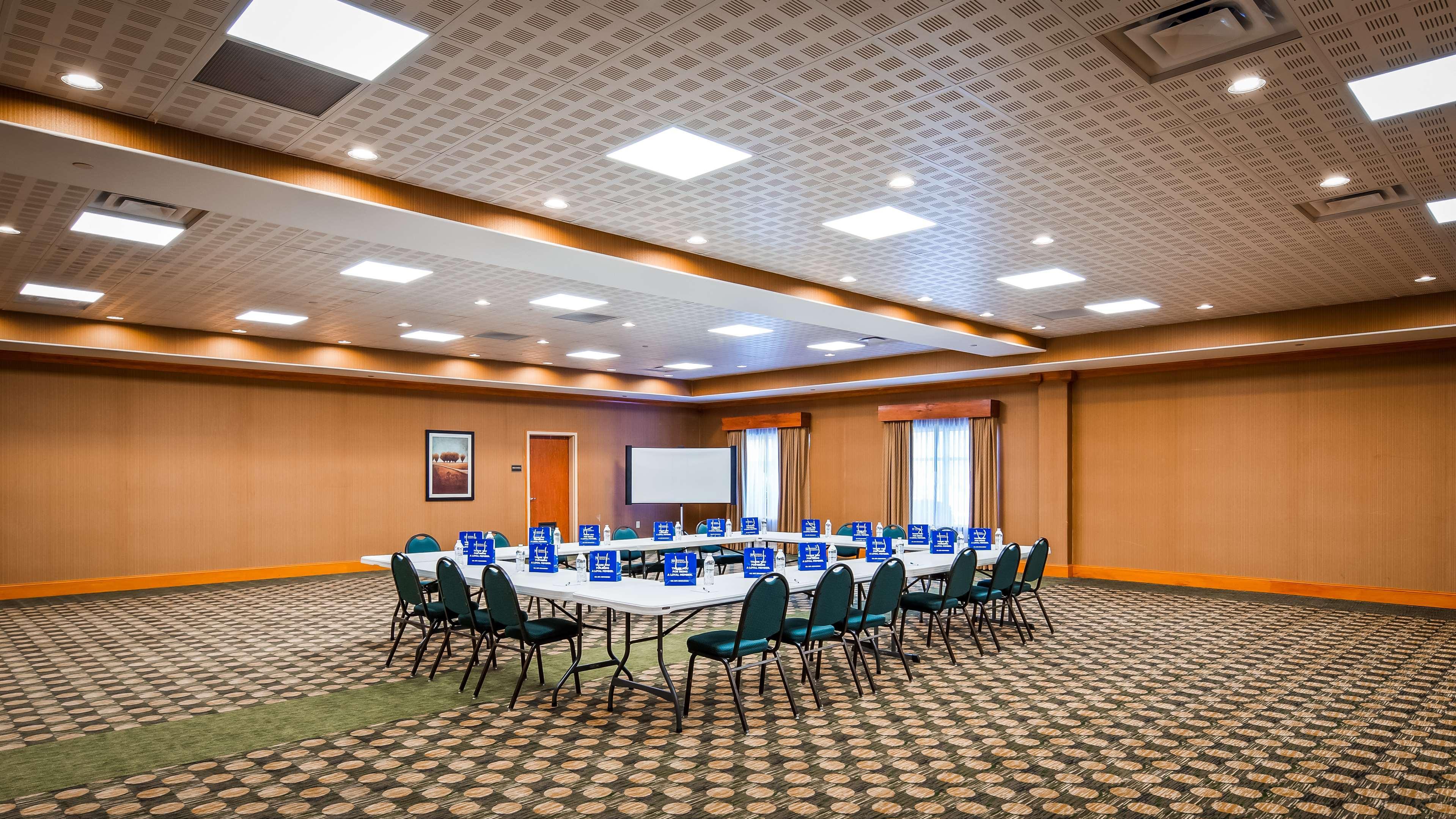 Best Western Plus Rose City Conference Inn Thomasville Konforlar fotoğraf